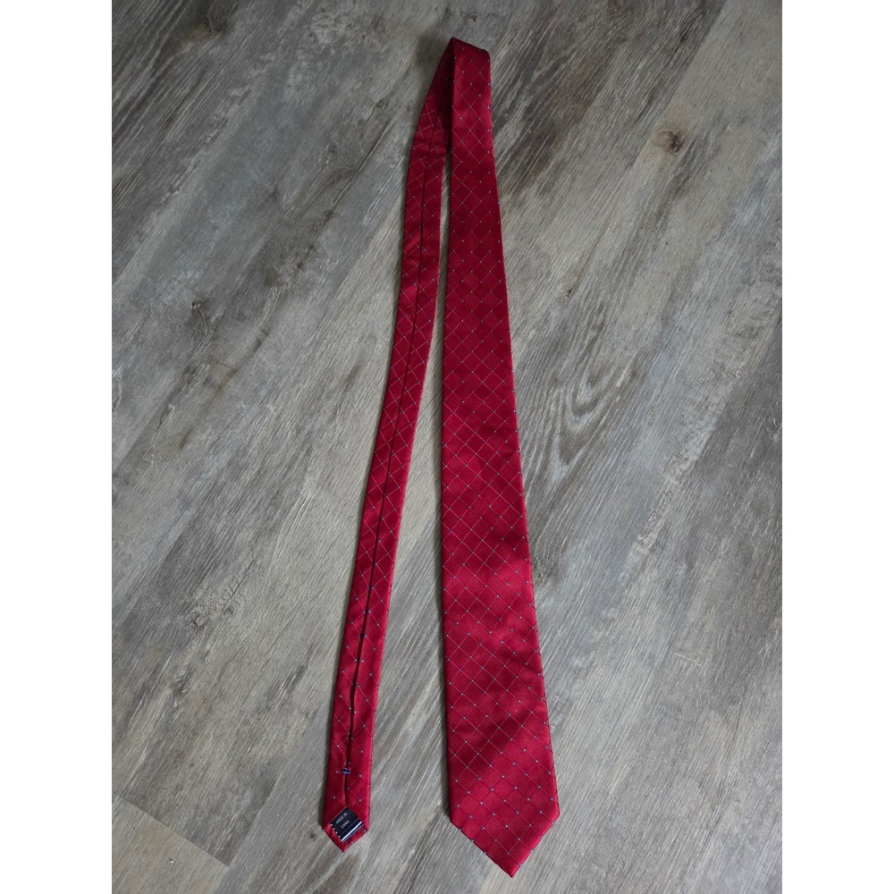 Nautica Mens Red Geometric Diamond Pattern Silk Blend Necktie